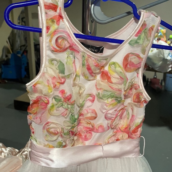 Girls size 5 dress - Picture 3 of 7